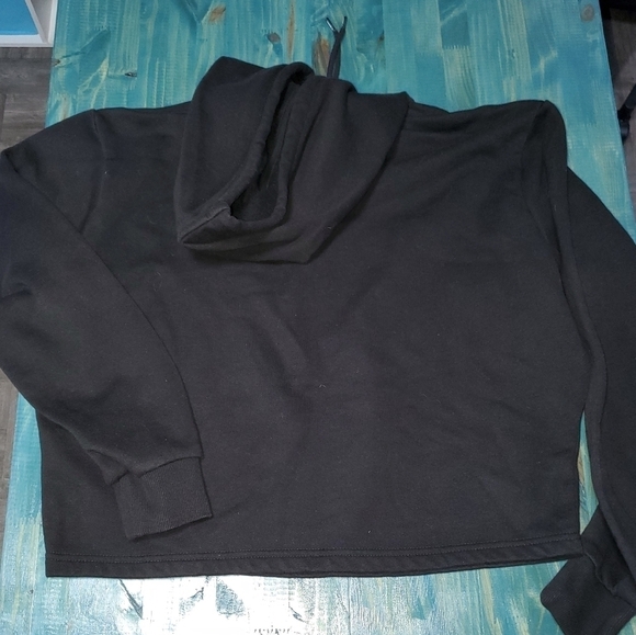 Black Puma Crop Hoodie Sweatshirt Medium - Picture 5 of 5